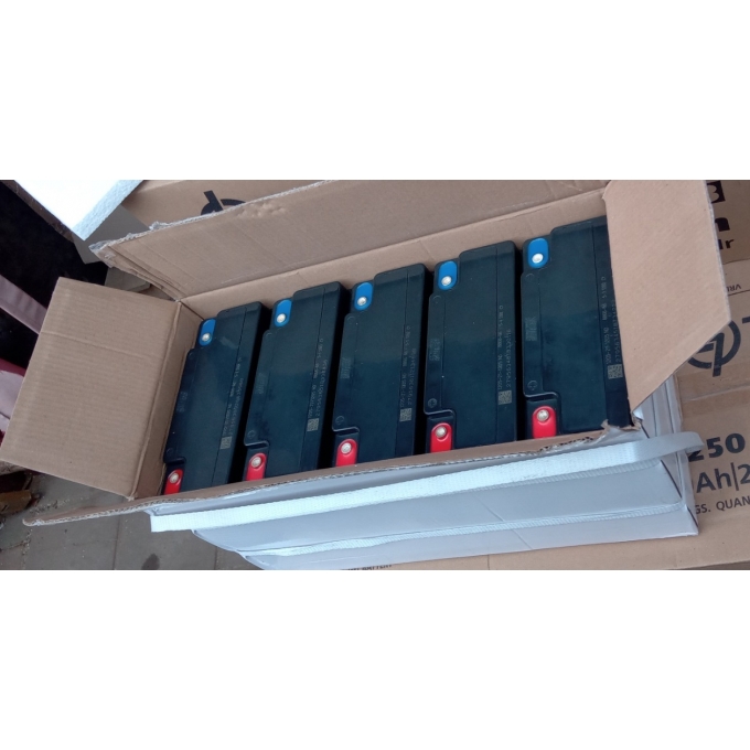 [commerce_product_variation:title]