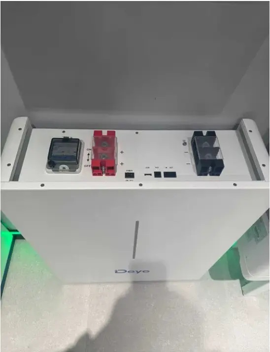 [commerce_product_variation:title]