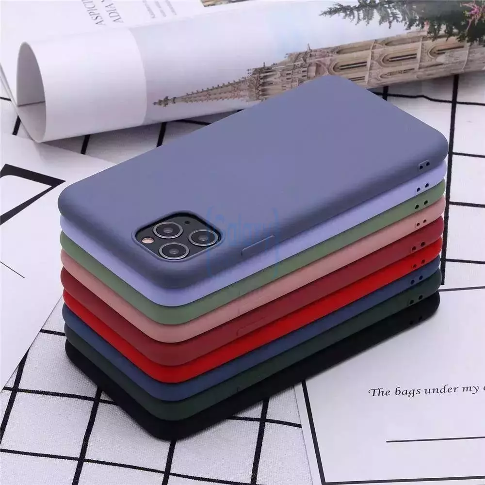 Чехол бампер для Samsung Galaxy A04s Anomaly Silicone (с микрофиброй) Red (Красный)