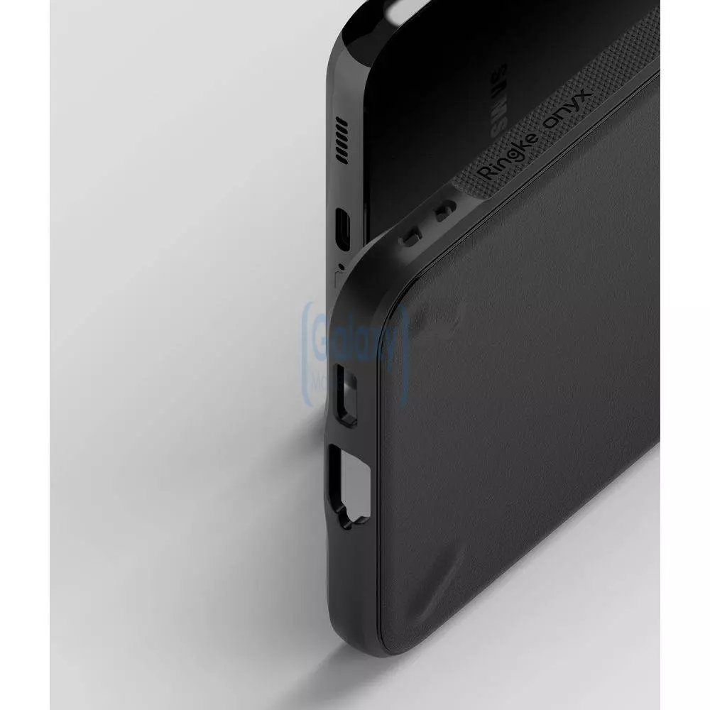 Противоударный чехол бампер Ringke Onyx для Samsung Galaxy S22 Plus Black (Черный)